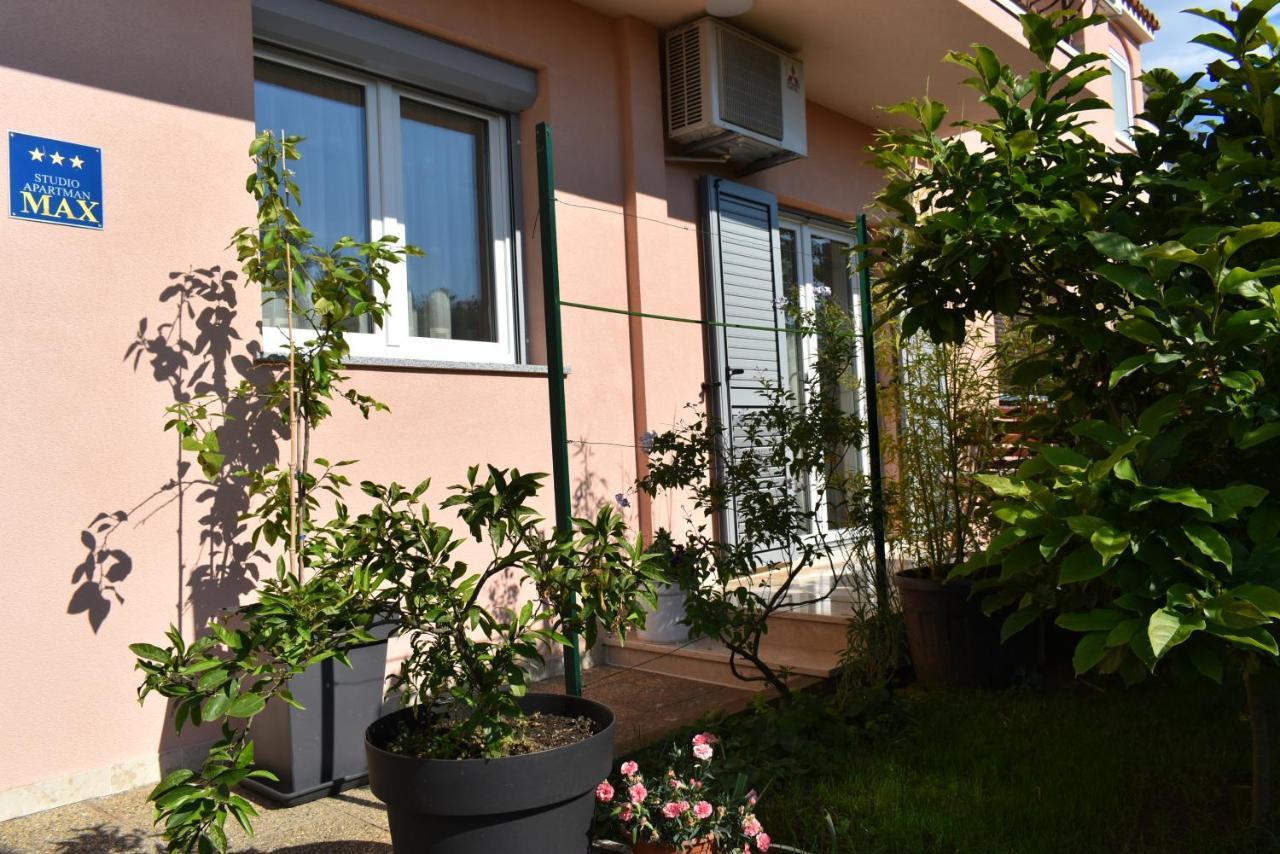 Studio Max With Parking Rovinj Ngoại thất bức ảnh
